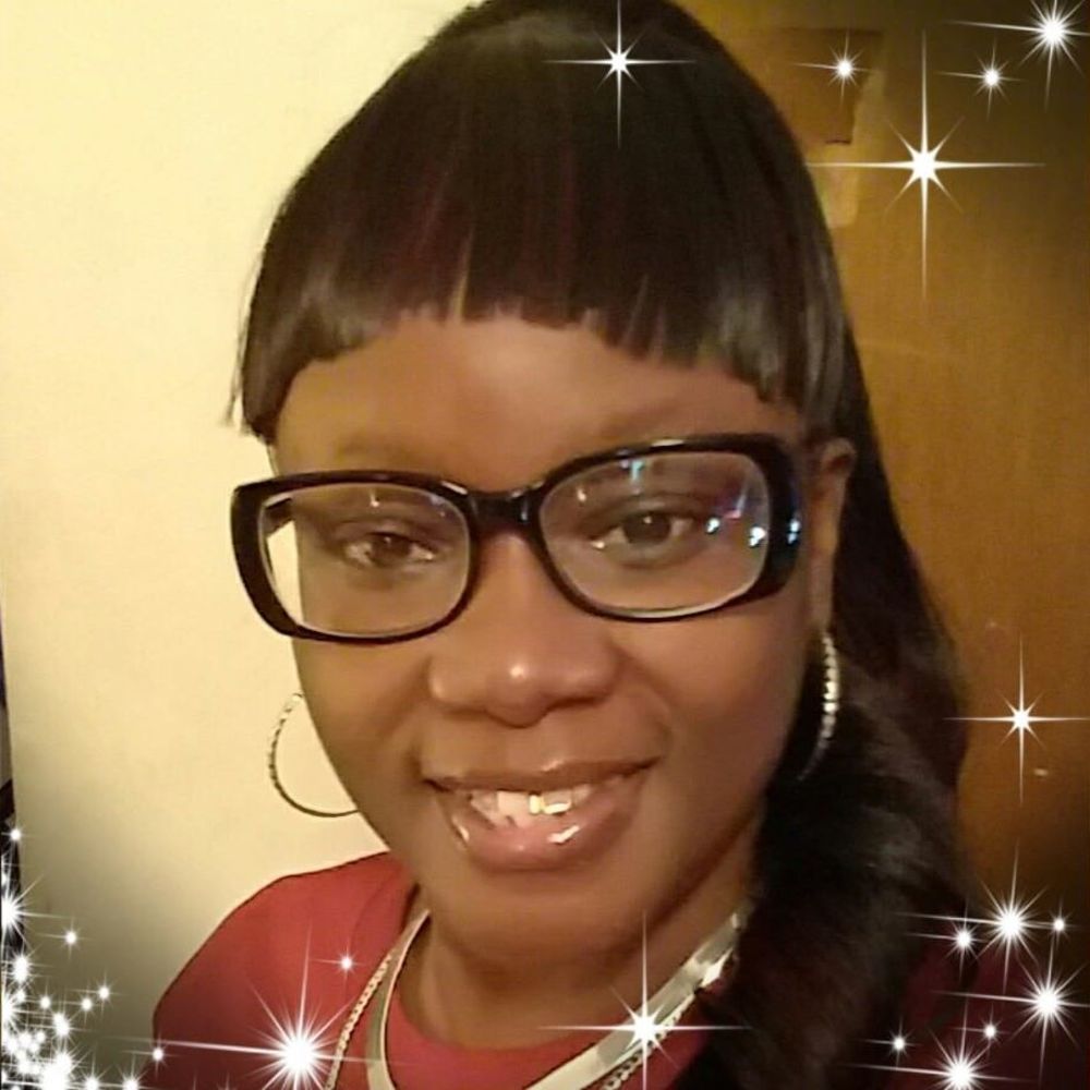 Meet your Posher, Stephanie robinson